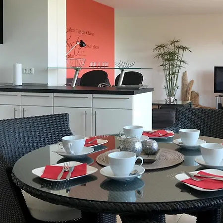 Seetraum - Hoch über Dem See, Großzügig Mit Großem Balkon Apartment *